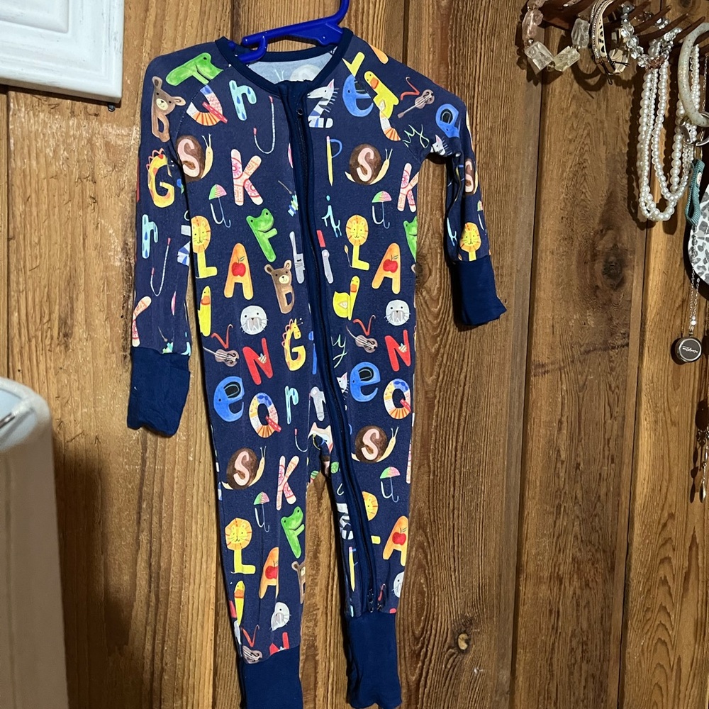 Little sleepies 3-6 months
